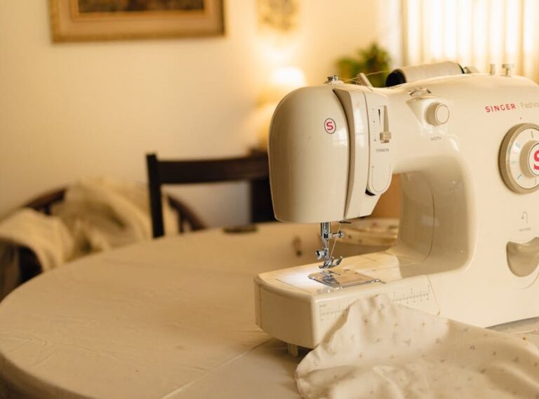 singer simple 3223 käyttöohje suomeksi