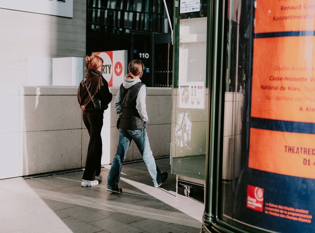 The Everyday Experience: Advantages and Challenges of Being 173 cm